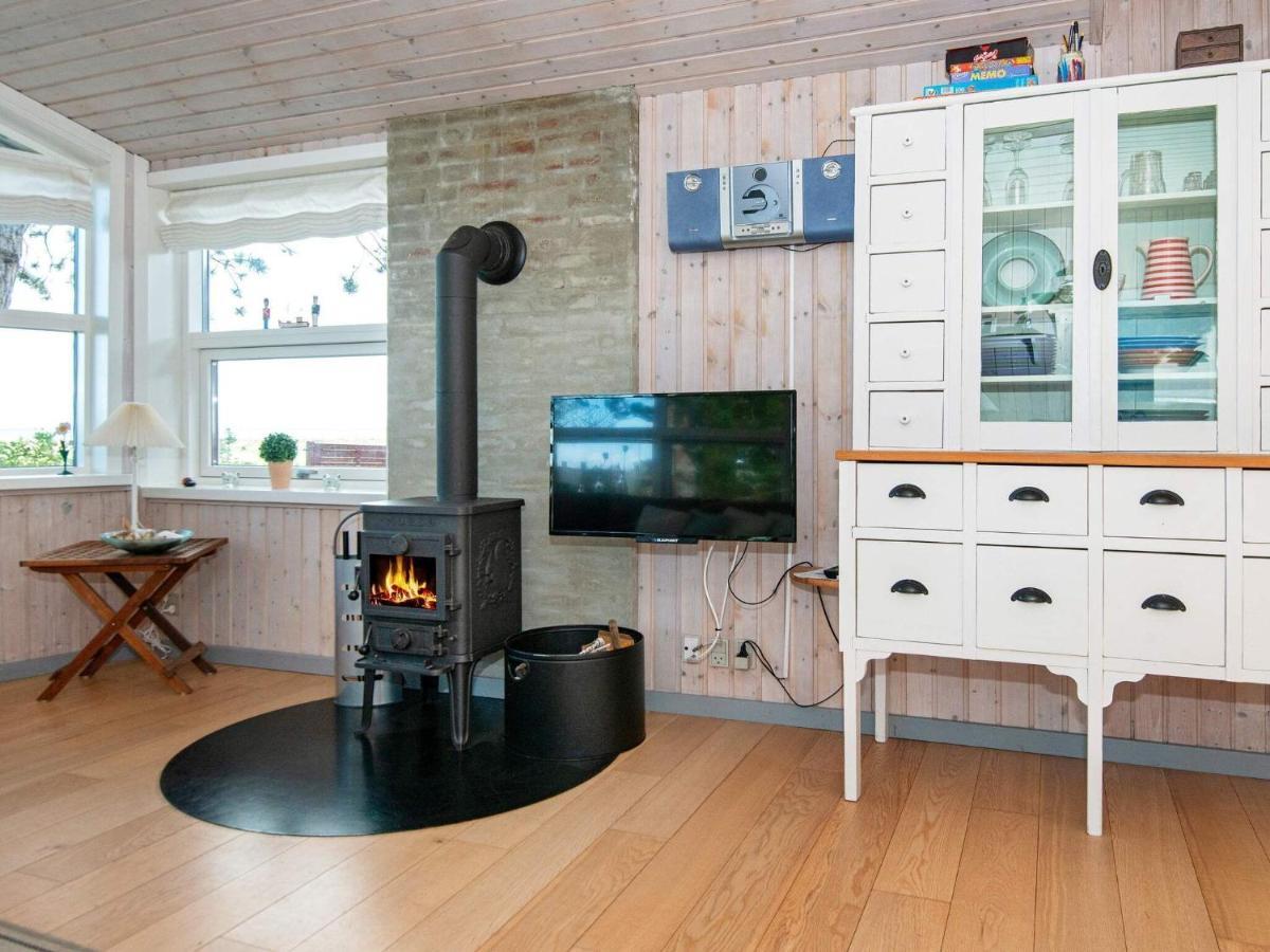 4 Person Holiday Home In R M Rømø Kirkeby Exteriör bild