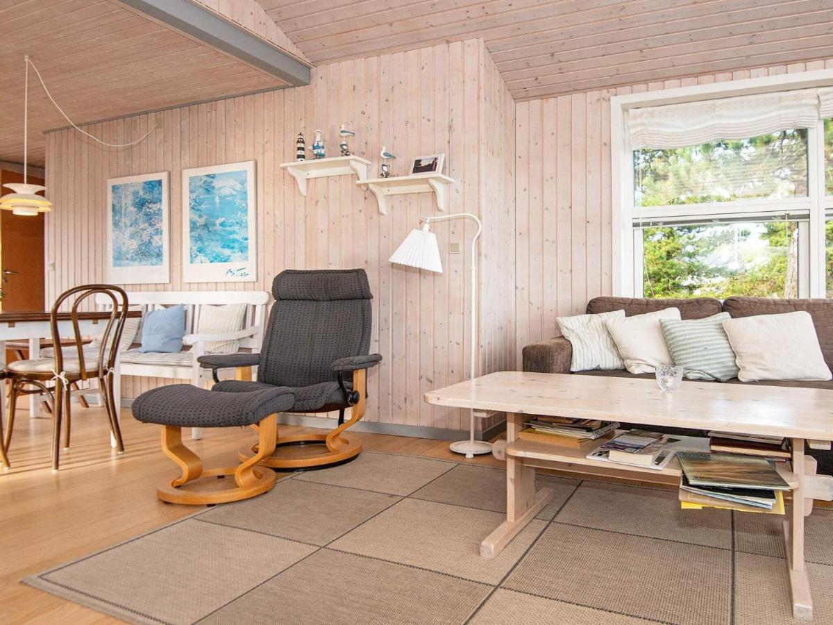 4 Person Holiday Home In R M Rømø Kirkeby Exteriör bild