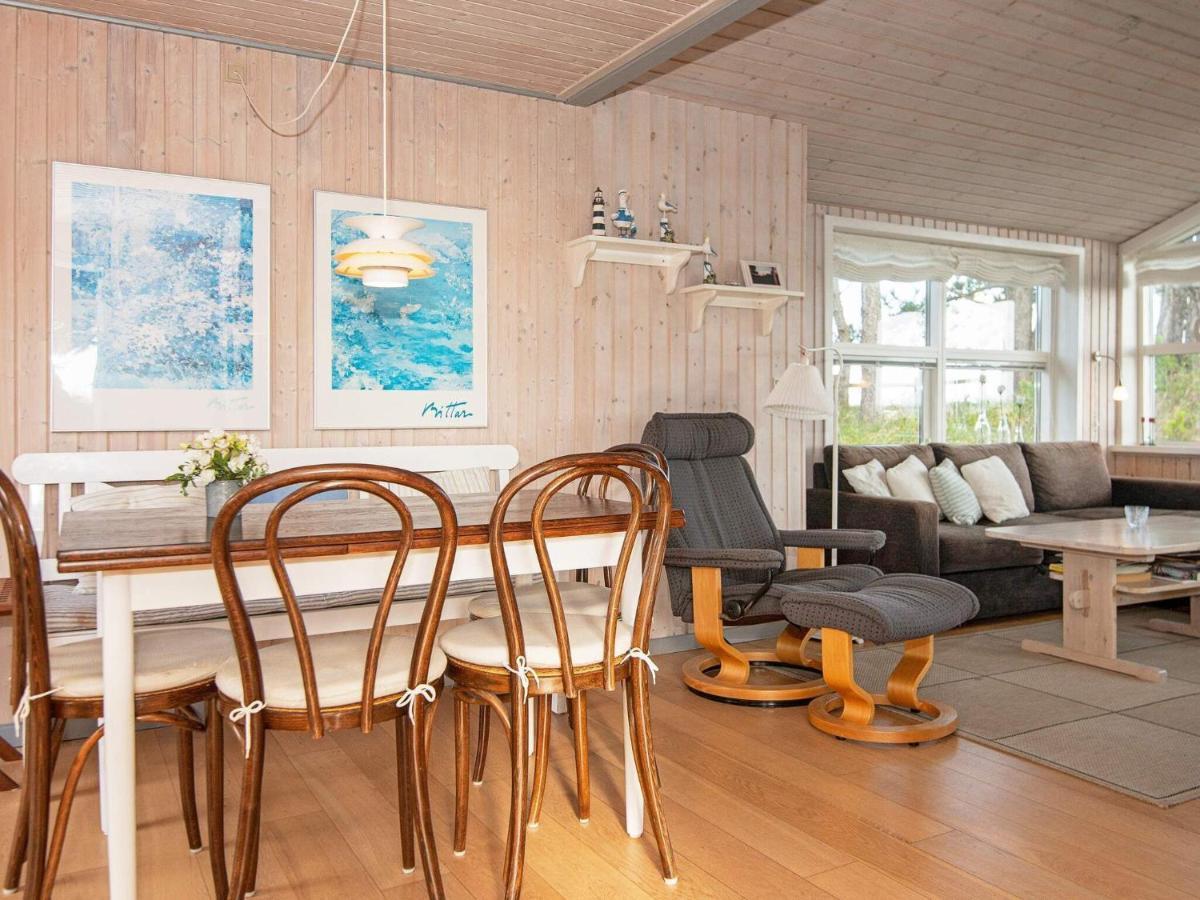 4 Person Holiday Home In R M Rømø Kirkeby Exteriör bild