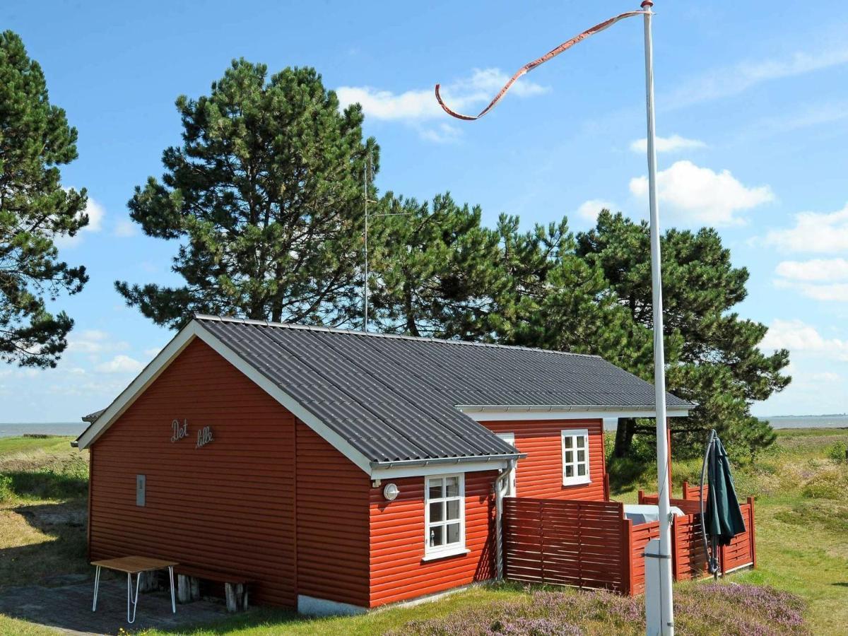 4 Person Holiday Home In R M Rømø Kirkeby Exteriör bild